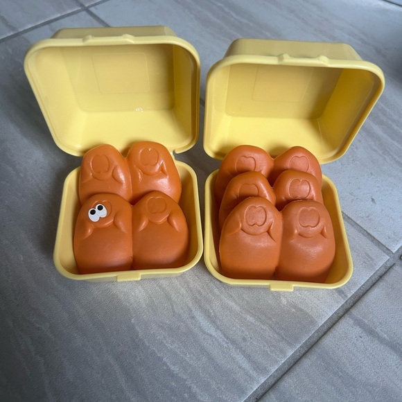 1988‎ McDonald’s chicken nuggets toys - Picture 1 of 4